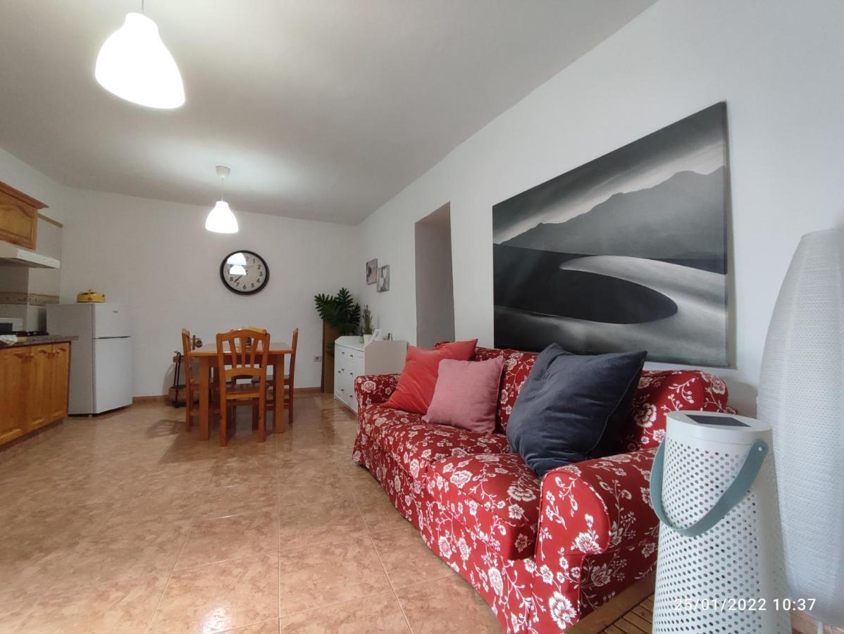 Casa Nela. Rural Y Acogedora En Las Puntas El Hierro 弗龙特拉 外观 照片