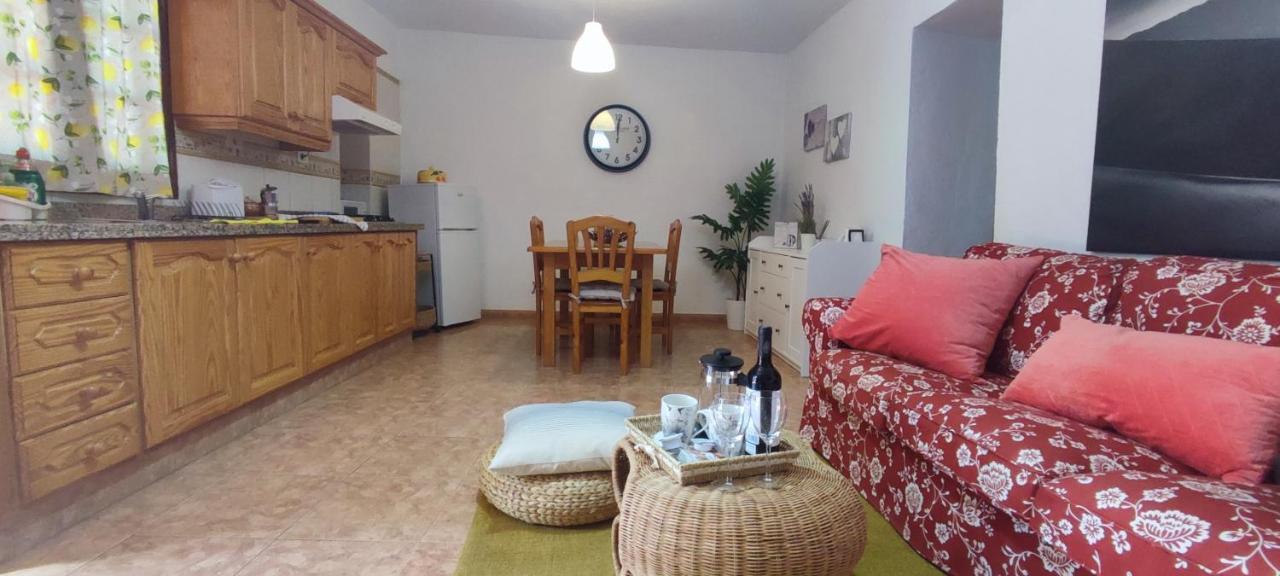 Casa Nela. Rural Y Acogedora En Las Puntas El Hierro 弗龙特拉 外观 照片